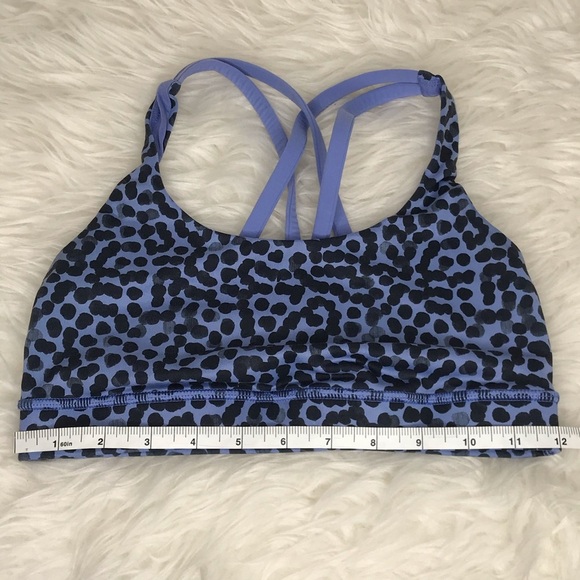Lululemon Women’s Energy Bra Size 4 - Picture 6 of 6